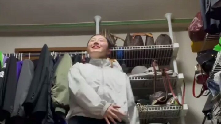 街头女战士 YGX 服装间里的Lee jung合集