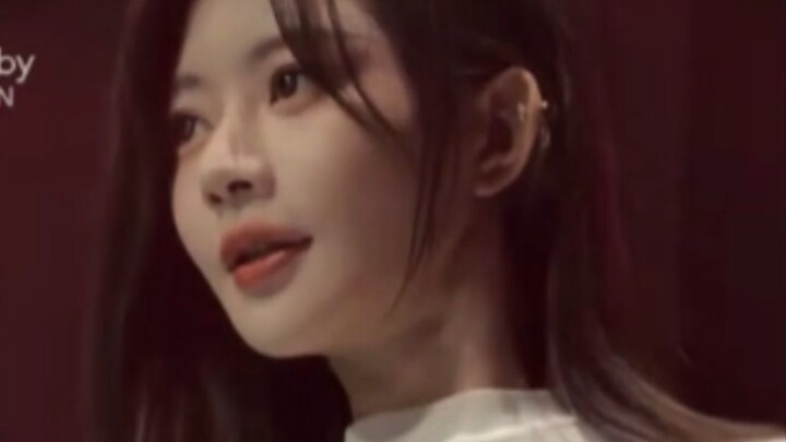 【胡晓慧】很少见看晓慧跳kpop，真的眼前一亮。