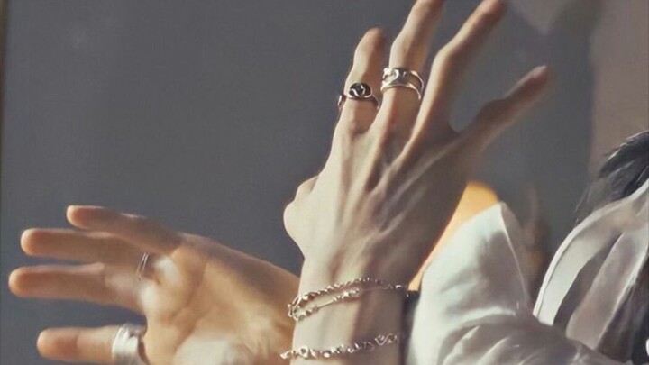 【ฮวางฮยอนจิน】จะมีใครที่เซ็กซี่ตั้งแต่หัวจรดเท้าขนาดนี้ได้ยังไงกันนะ
