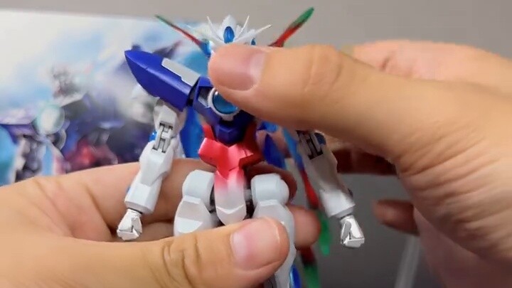 Knight đã phát hành MB, không quá đáng khi Gundam phát hành một tác phẩm điêu khắc xương thật, doge 