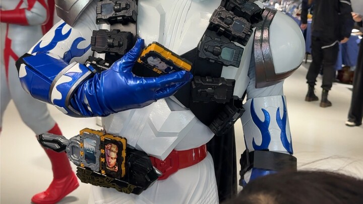 Brother E: Why can’t this card be inserted?