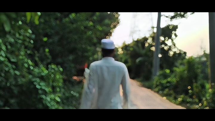 কোনো মানুষ কে ছোট করে দেখবেন না কারণ সেই মানুষ টাই আপনার কাজে আসবে 💗