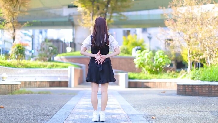 Chiếc gương này dễ thương quá. *. Tôi sử dụng nó vì lợi ích của riêng tôi.