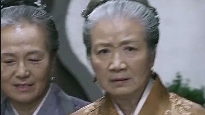 【Nocturne】Putting everything else aside, just look at the wet nurses by the ladies’ sides in “Noctur