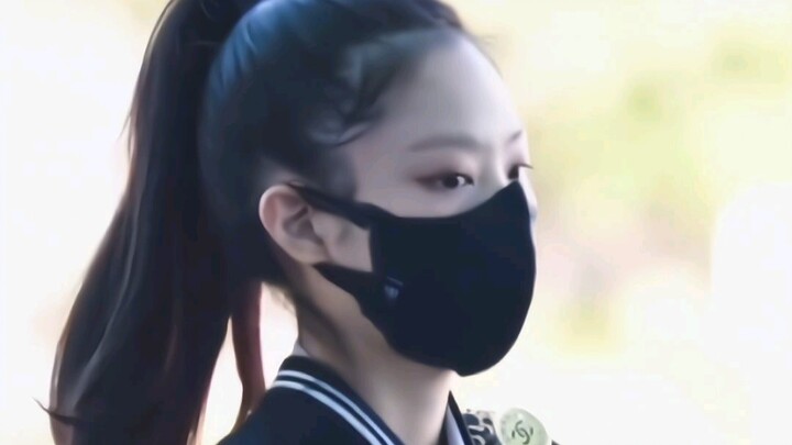 马尾辫扎这么紧 还可以这么好看