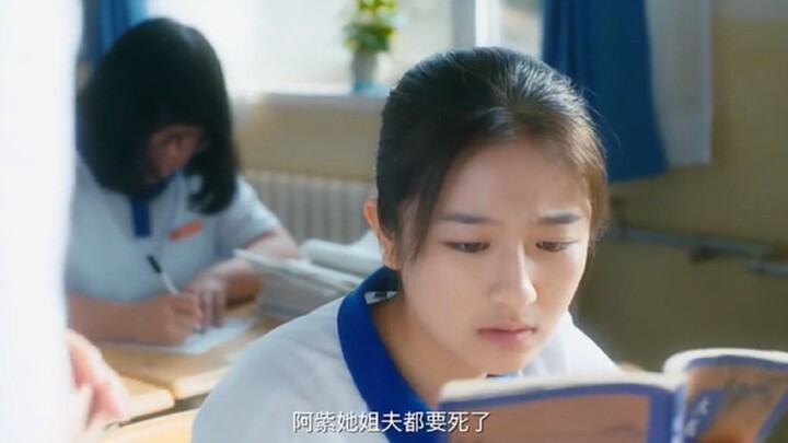 A top student is a top student—even when reading novels, they still manage to solve problems.