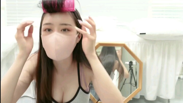 Getting ready to head out shopping! Would you like to come with me?