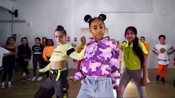 kids dance video