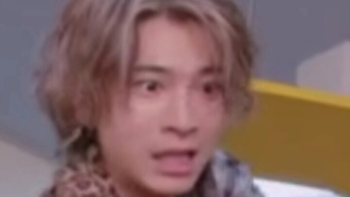 Ini pertama kalinya aku melihat Lazia dengan ekspresi yang begitu jelas [Kamen Rider Gabu]