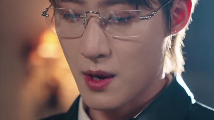 Anh Ấy Vốn Dĩ Nên Tỏa Sáng Vạn Trượng - Tập 11 + 20