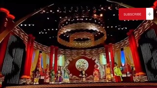 Đề nghị không được tả ngọc hoàng một cách kỹ như thế