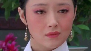 Hua Fei licked her lips and was poisoned to death by herself