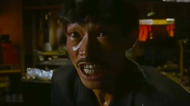 Whether Yuen Wah plays a villain or not depends on whether he wears glasses. He is the first generat