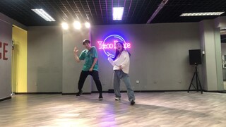 【ซุน เทียนหยู】การฝึกซ้อมเต้นรำในสตูดิโอ "ฟรีคออน"