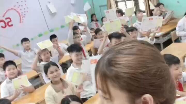 iuuuu cô Mỹ của lớp