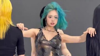Cô gái mắt nâu abracadabra | Nghe nói bài hát này lại rất nổi tiếng