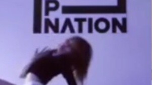 Kim HyunA updates her Instagram post of her dancing in the practice room | Great song, beautiful dan