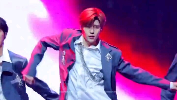 ซีออนพี่ชายผู้ร่ายมนตร์ทั้งที่หน้าตาแบบนี้ยังไงก็ถูกส่งกลับบ้านเก่าอยู่แล้ว ไม่แปลกใจเลยที่แมวมองจะต