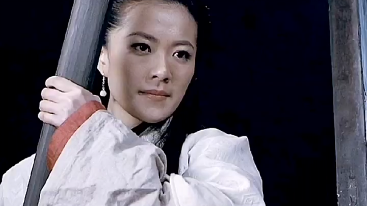 Pertarungan para jagoan, kita nggak mengerti.