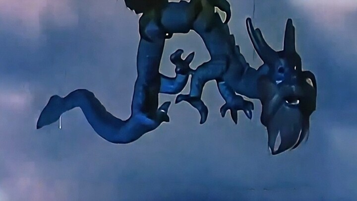 Đại bàng đầu trọc vì muốn tu luyện thành tiên, lại dám săn giết Long vương Nam Hải, cuối cùng chuốc 