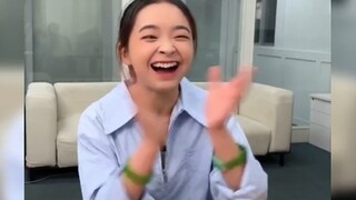 Mengulas karyawan-karyawan hebat yang penuh dengan sifat keras kepala, yang disebut-sebut sebagai pe