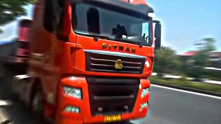 "เมื่อพี่ชายขับรถมารับคุณ"