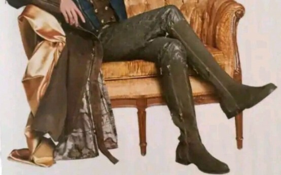 Yuko's long legs, Black Butler Liaoyuan's Bianhua stage play 2015, this version of 384 will not have