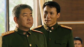 สองแท่งและสี่ดาว ผู้นำที่มีระดับการโจมตีของทหารสูงสุด