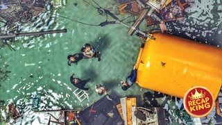 A group of people find their apartment sinking into a giant hole hundreds of meters deep