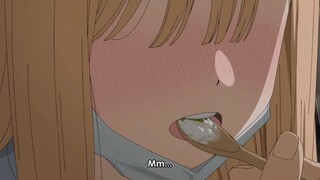 lagi makan malah di masukin dari belakang