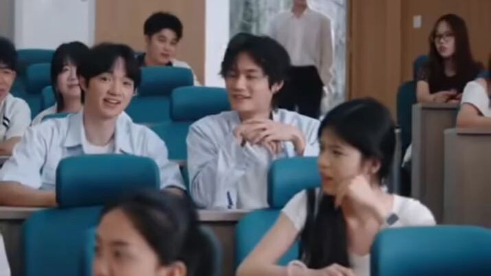 Yang Pengcheng & Wang Xiaoyi - Surat Cinta untuk Hari Esok