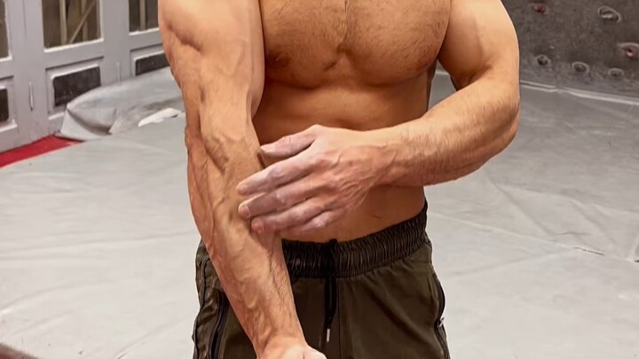 كيف تُدرّب الساعد؟