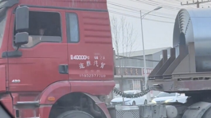 Three head nods at startup—no worries about anything! Fortune is on its way!!!