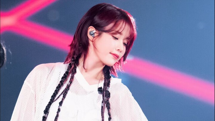[IU] South Korea’s solo queen never intended to be the center, but everyone naturally gravitated tow