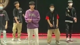【杨博文】Candy翻跳！！！