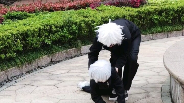 Next, please watch the Q version of Jujutsu Kaisen, the people's teacher Gojo Satoru and his dog Mak