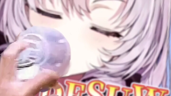 Three minutes, two oxygen inhalations, a song, and a cheer from 100,000 people [Salome's first song 