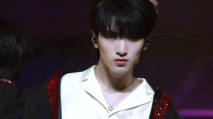 คอลเลกชันฉากที่มีชื่อเสียงของ Dancing With A Stranger