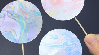 快拿起家里的丙烯马克笔一起来玩吧，自制一把漆扇