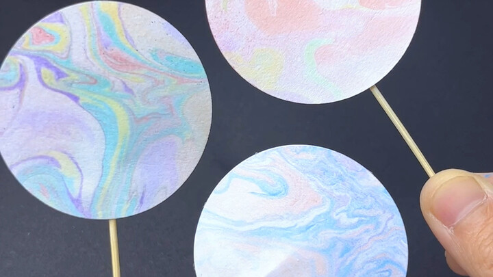 Quick! Grab those acrylic markers at home and let's have some fun—let's make our very own lacquer fa