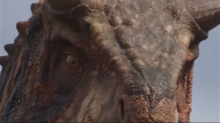 A Carnotaurus Found a Mosasaurus… But He Wasn’t Alone