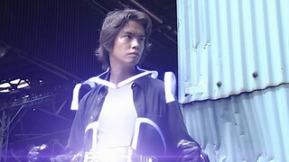 Kamen Rider 555: Puncak Raja Film! Kumpulkan tiga sabuk dan Anda dapat memanggil naga (33)