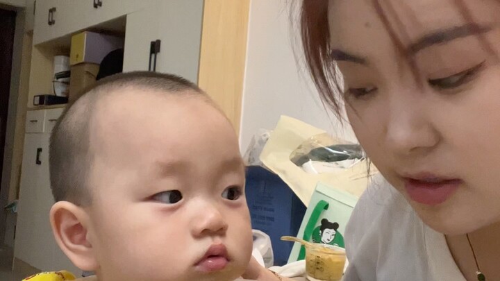 เด็กเล็กไม่ยอมกินข้าวเหรอ? งั้นจัดเซตป้าให้เลย!