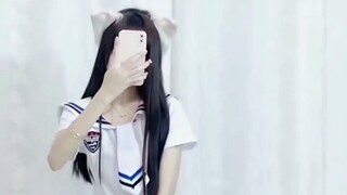 ถุงน่องสีขาวและสีดำ อย่าพยายามเข้มแข็งสิท่าน