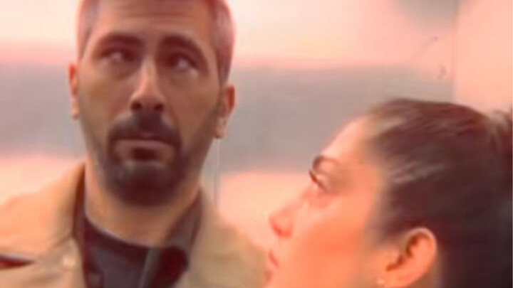 : Darurat, lampu hazard menyala, aktifkan mode penyelamatan!