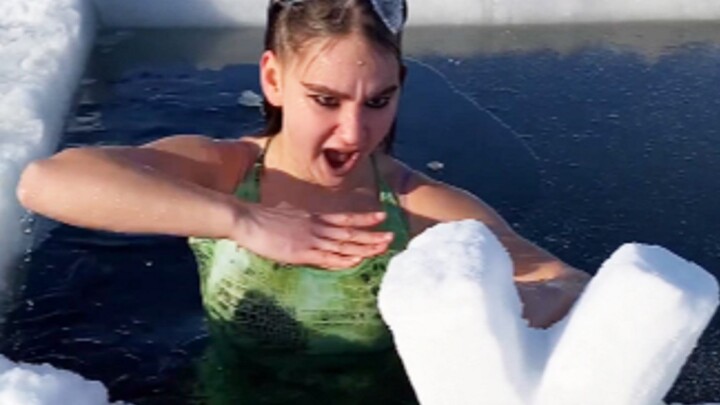 This Is the Right Way to Read Russian Letters!