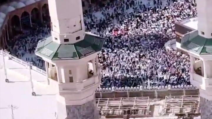 Azzan in haram.