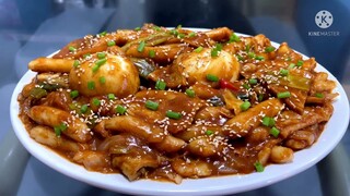 KOREAN SWEET AND SPICY TTEOKBOKKI | HOT AND SPICY RICE CAKE | POPULAR KOREAN STREET FOOD