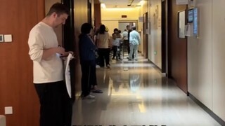 Di Kanada, Anda harus menunggu enam bulan untuk menjalani MRI. Di Tiongkok, MRI dapat dilakukan dala