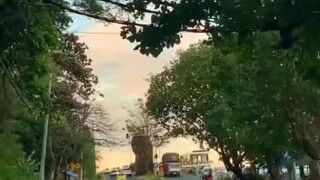 suasana sore hari di watudodol